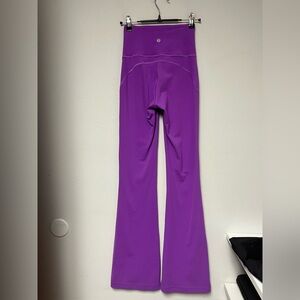 NWOT Women’s  Lululemon Groove Pants Moonlit Magenta Size 2